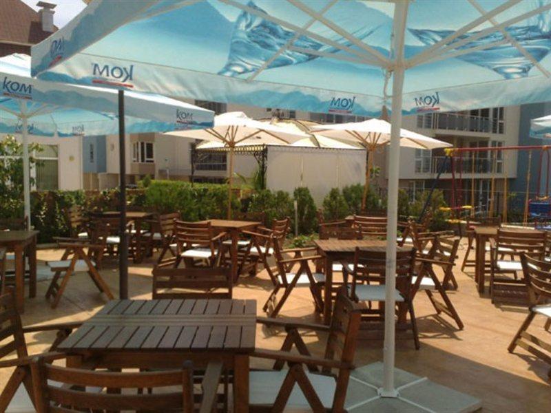 Tropics Hotel Sveti Vlas Buitenkant foto