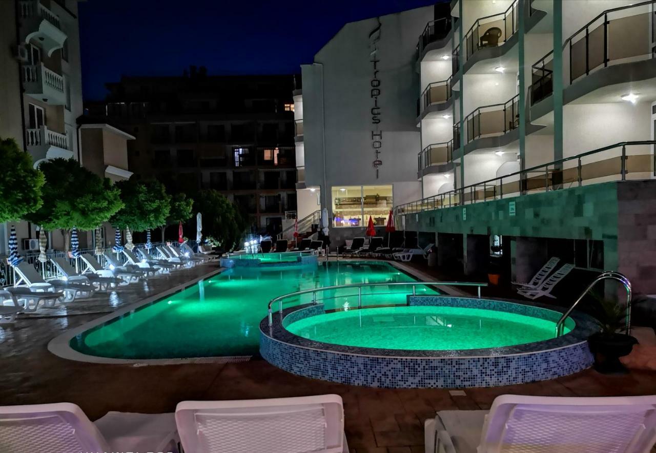 Tropics Hotel Sveti Vlas Buitenkant foto